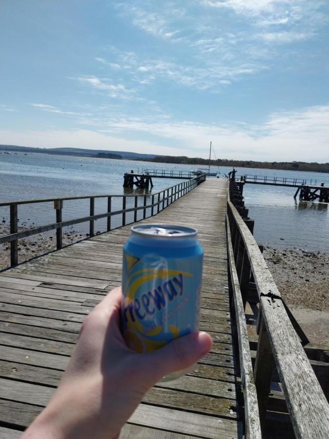 Villa Family Breaks At Rockley Park With Prosecco And A Box Of Chocolates On Arrival Poole Esterno foto